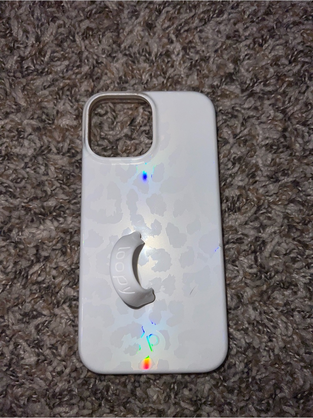 Loopy White Cheetah case for iPhone 14 Pro.